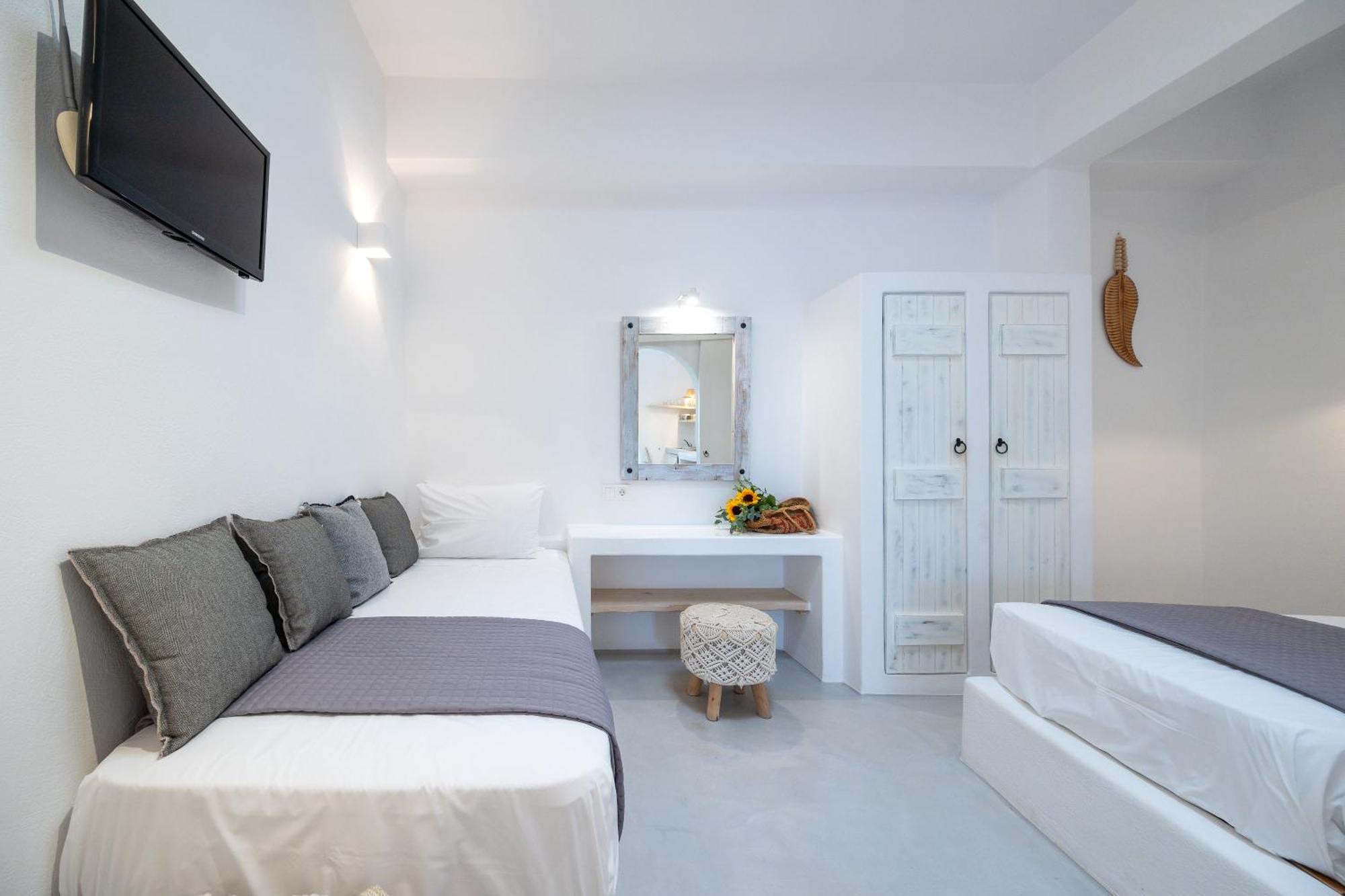 Flisvos Beach Apartments Naxos City ภายนอก รูปภาพ