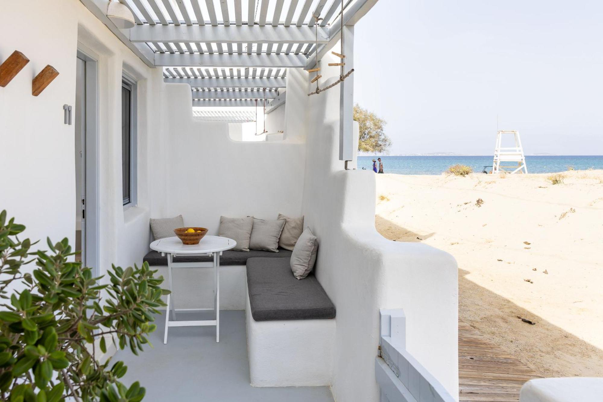 Flisvos Beach Apartments Naxos City ภายนอก รูปภาพ
